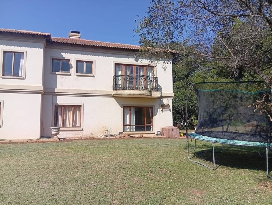 4 Bedroom Property for Sale in WestLake Country Safari Estate North West